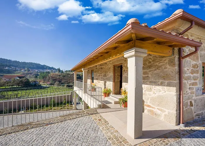 Casa Eiras Feriehus *